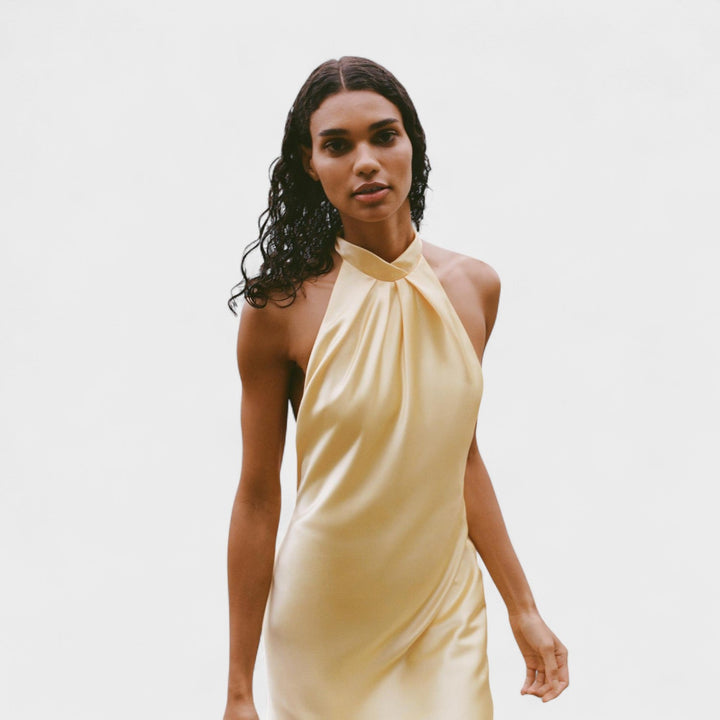 Sofia – halter-kaelusega satiinist kleit