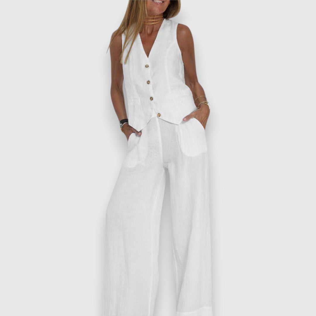 Suve kaheosaline komplekt kerge nautimise jaoks