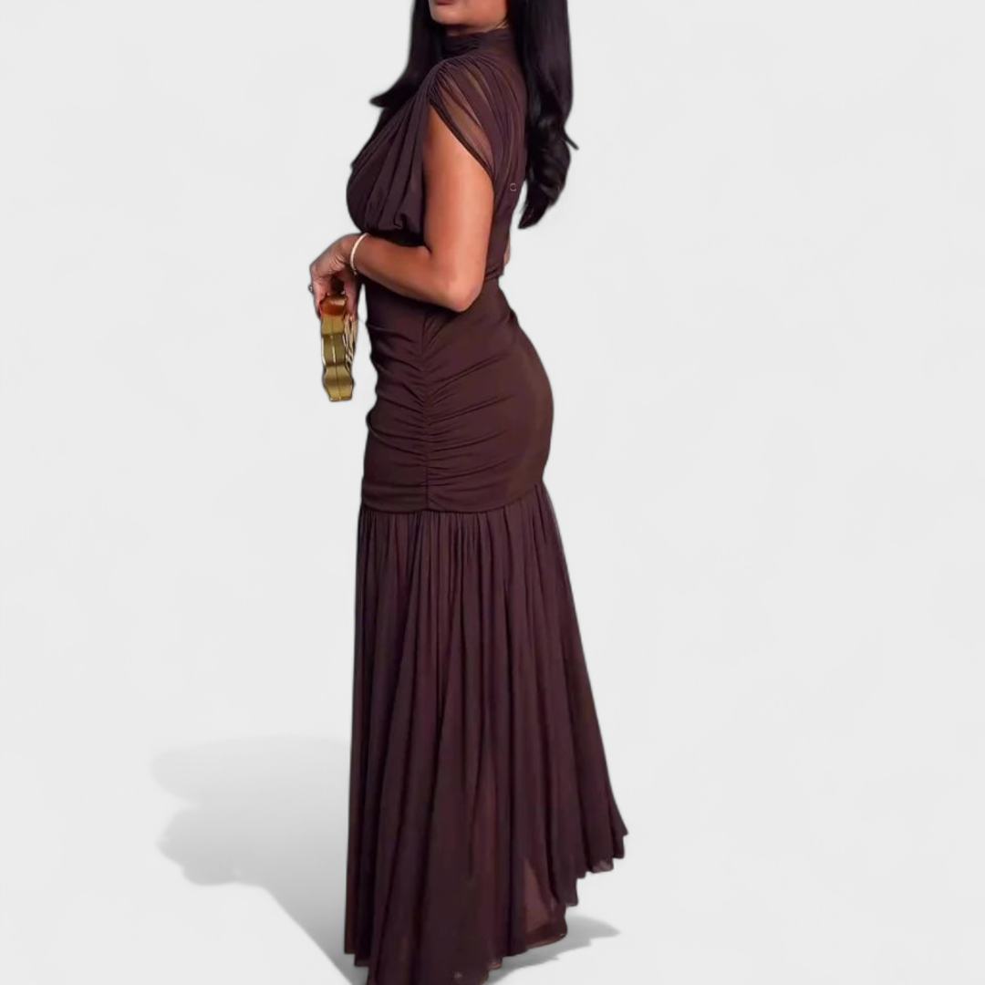 Maja - Dress in Classic Style