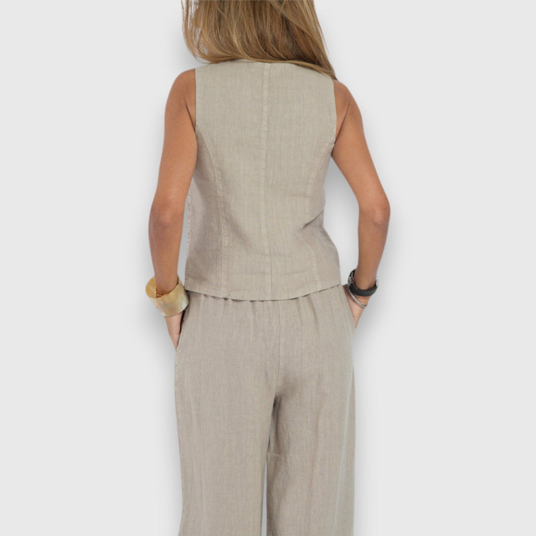 Suve kaheosaline komplekt kerge nautimise jaoks