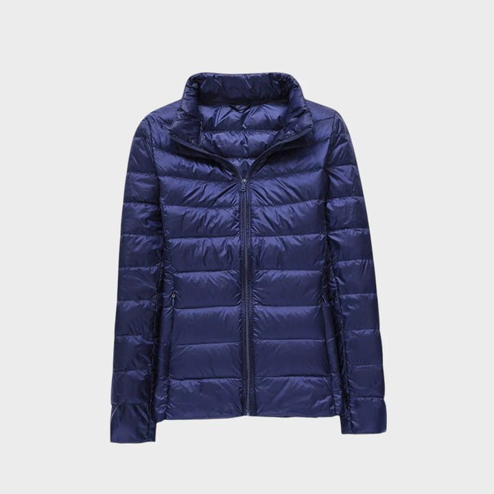 Ela - Uus ultra-kerge jakka valgete pardi sulgedega