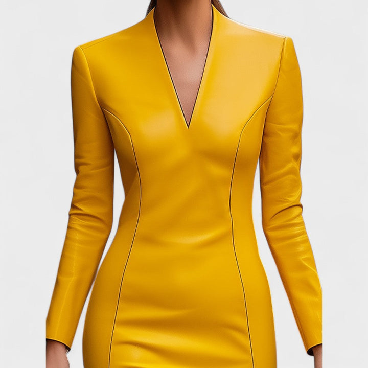 Lada - tihedalt istuv kunstnahast kleit