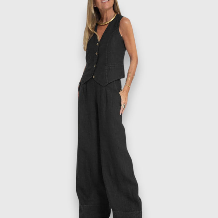 Suve kaheosaline komplekt kerge nautimise jaoks