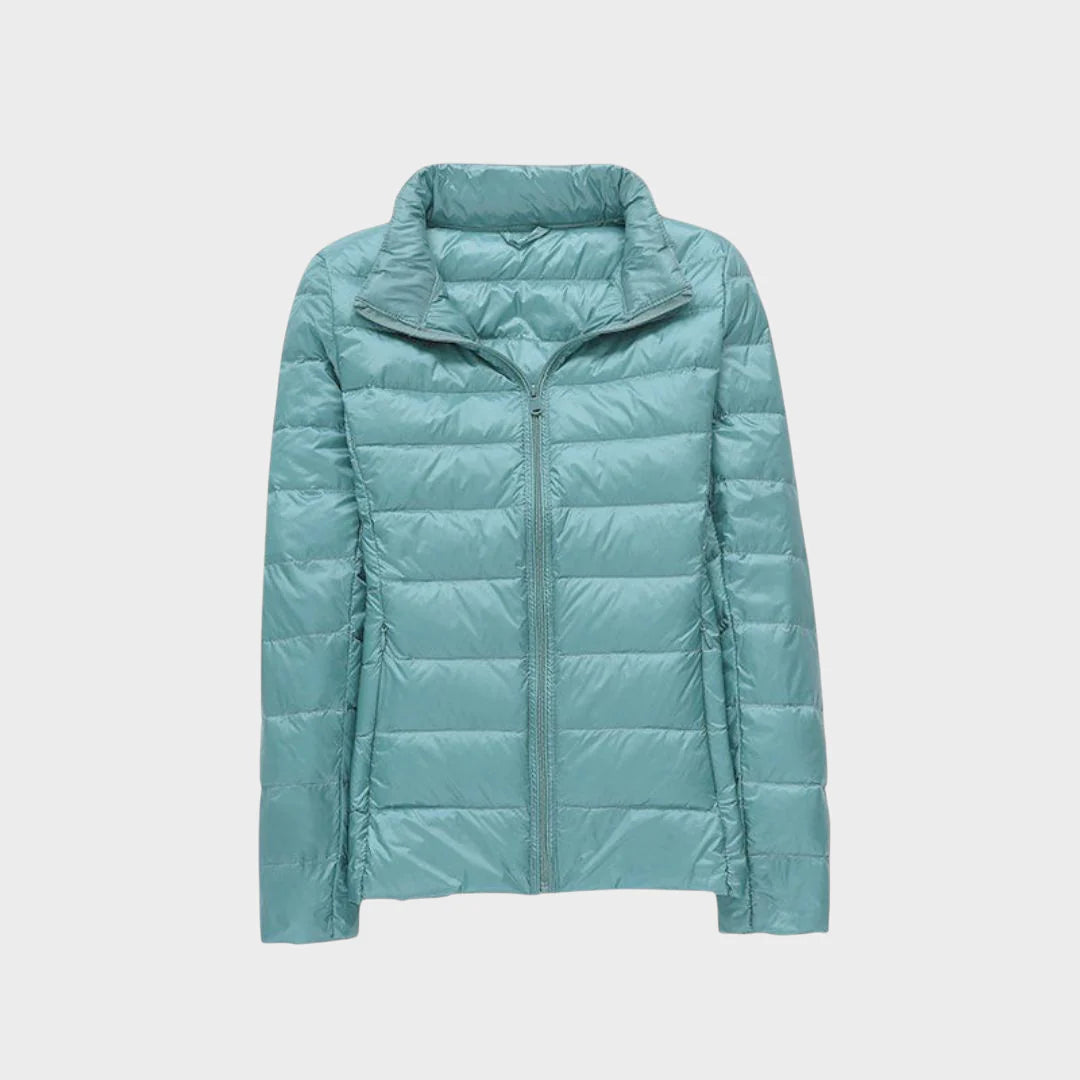 Ela - Uus ultra-kerge jakka valgete pardi sulgedega