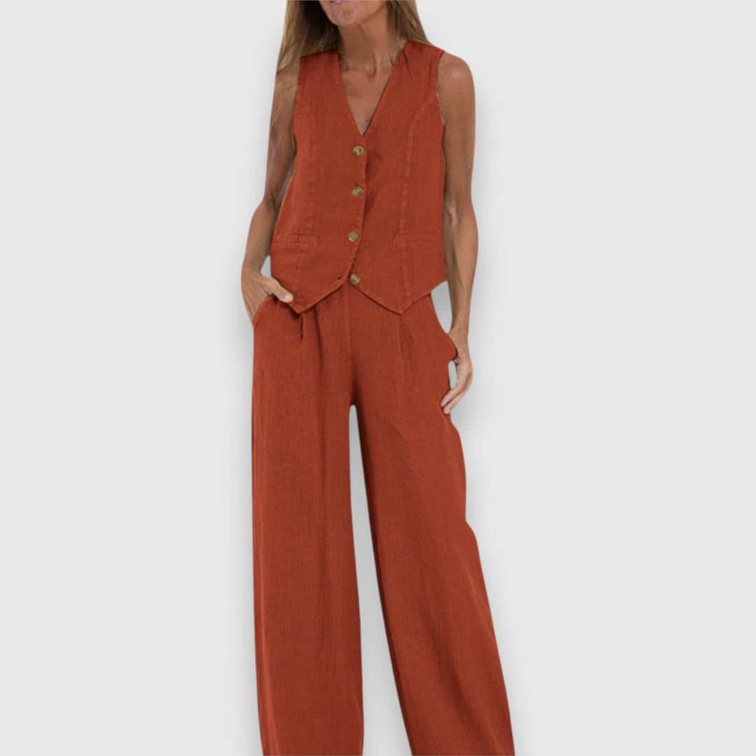 Suve kaheosaline komplekt kerge nautimise jaoks