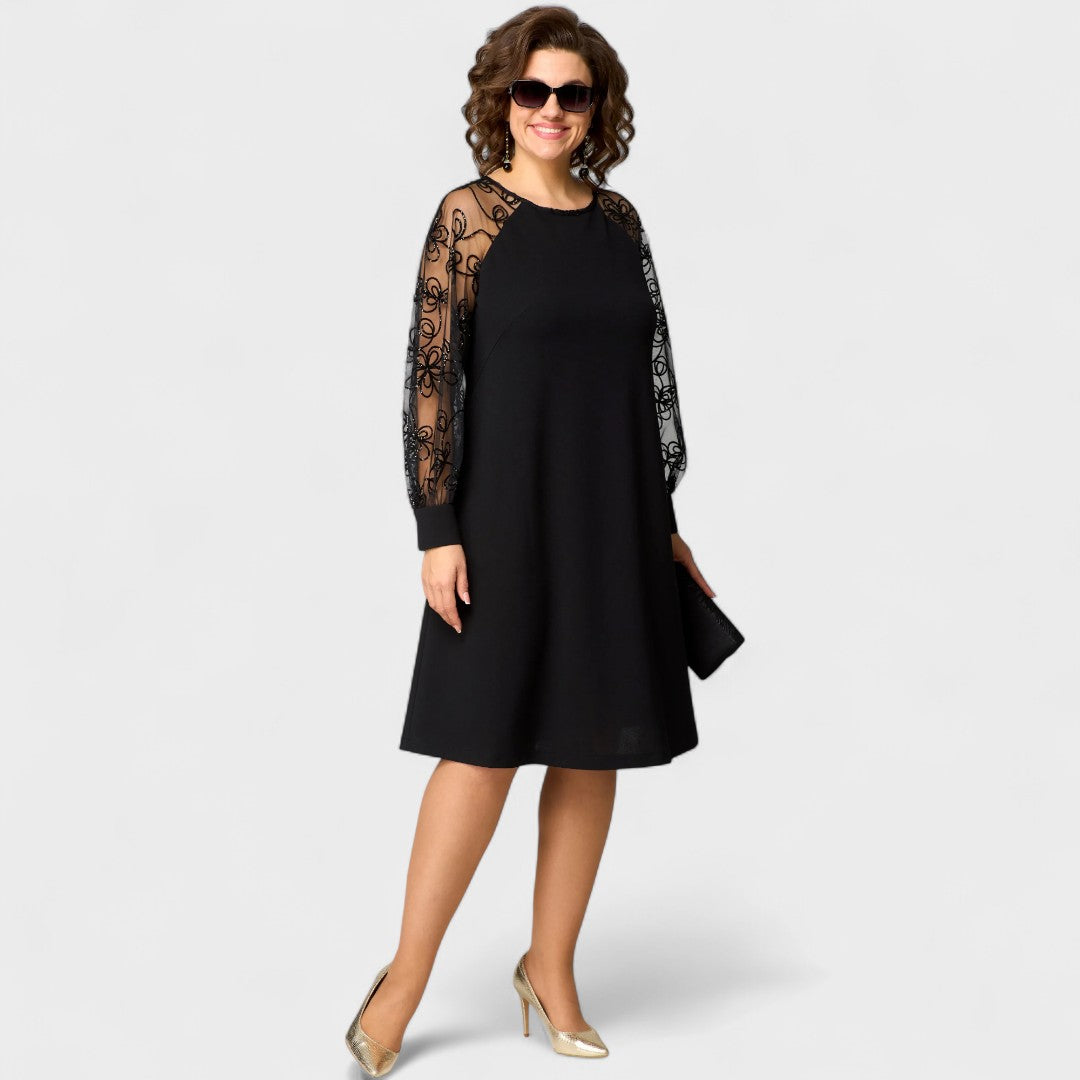 Danijela - elegantne kleit pitsiliste detailidega