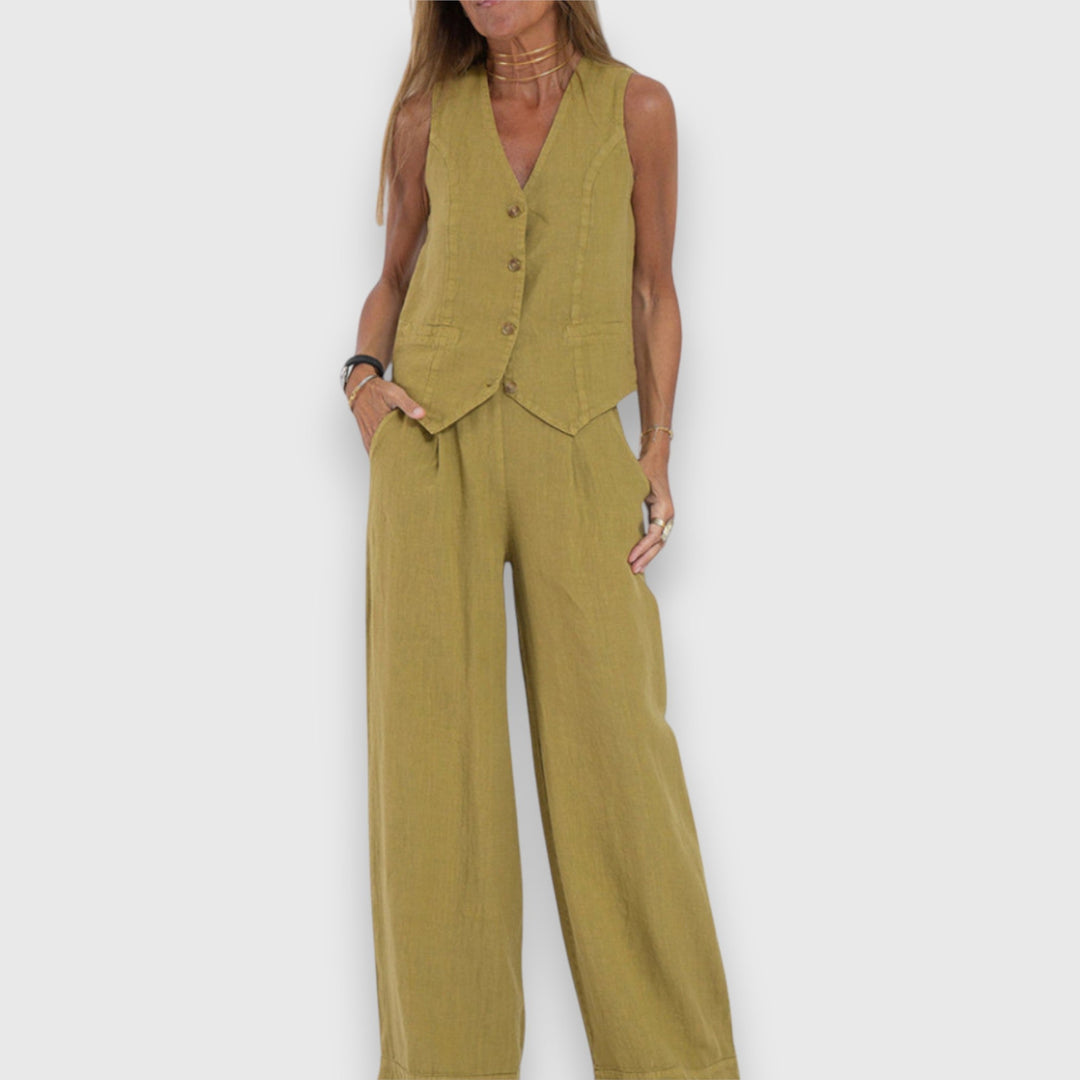 Suve kaheosaline komplekt kerge nautimise jaoks