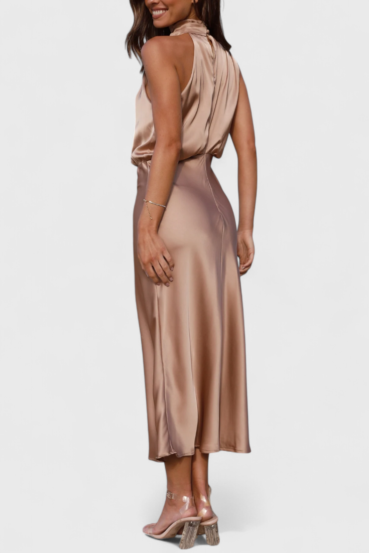 Rina - Elegant Clothing with Draped Collar
