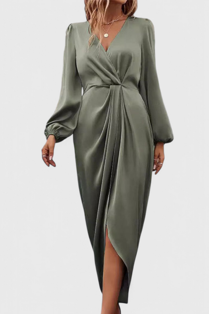 Giada - Elegant Long Dress with V-Neck and Side Slit