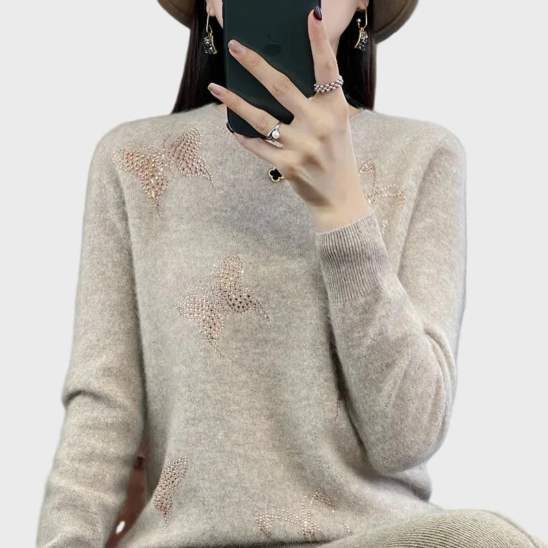 Liblika – kootud kampsun liblika motiiviga