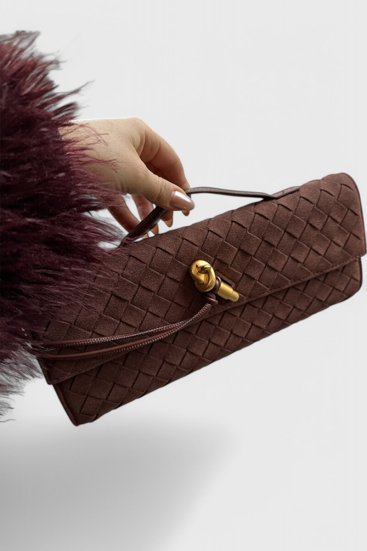 Melanie klassikaline nubuknahast õlakott