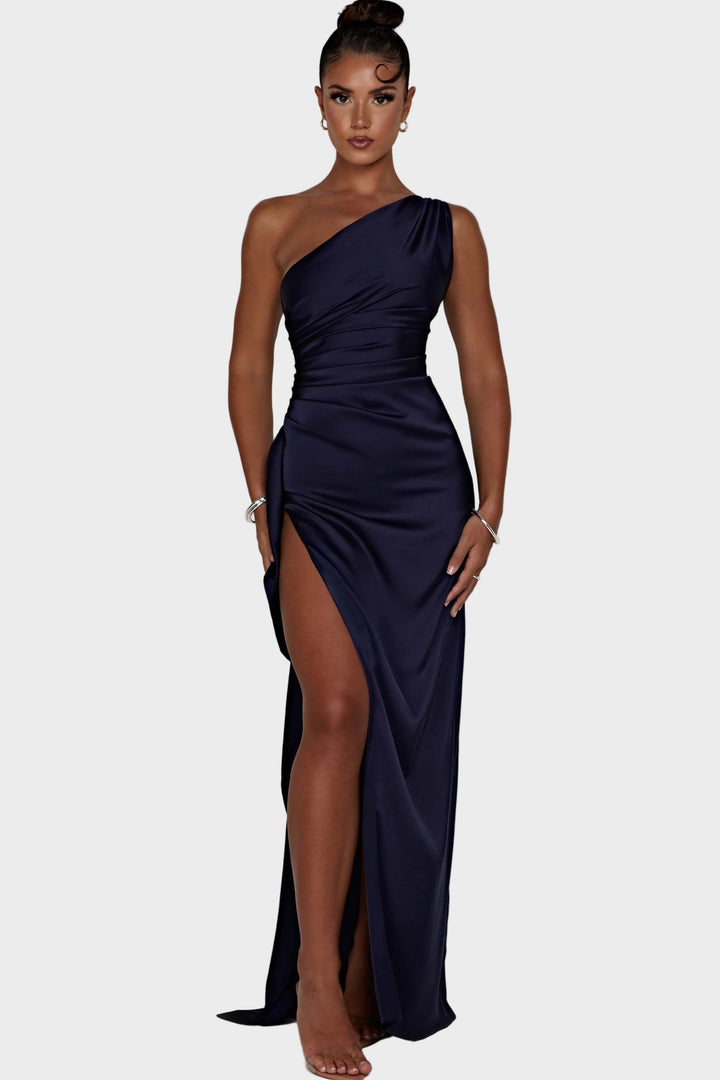 Emberly - One-shoulder maxi dress with a high slit