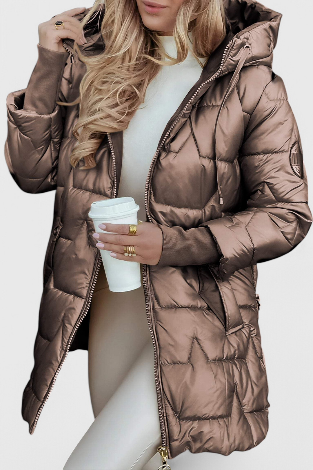 Marcella | Kapuutsiga mugav isoleeritud mantel