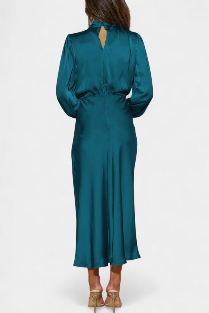 Cecila - Maxi dress with a high collar and floral pattern