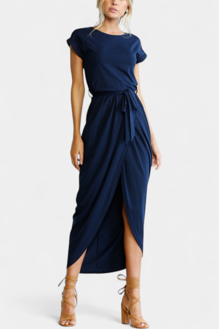Clarissa - Midi dress with a slit